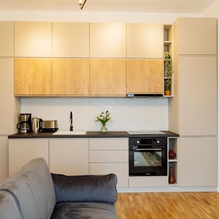 Sunny 2Br Flat - Top Location - Amazing Balcony Бухарест Экстерьер фото