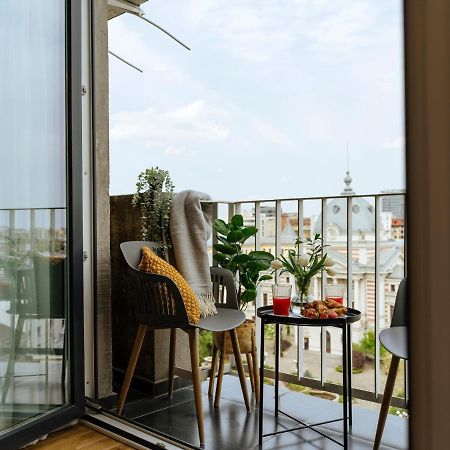 Sunny 2Br Flat - Top Location - Amazing Balcony Бухарест Экстерьер фото