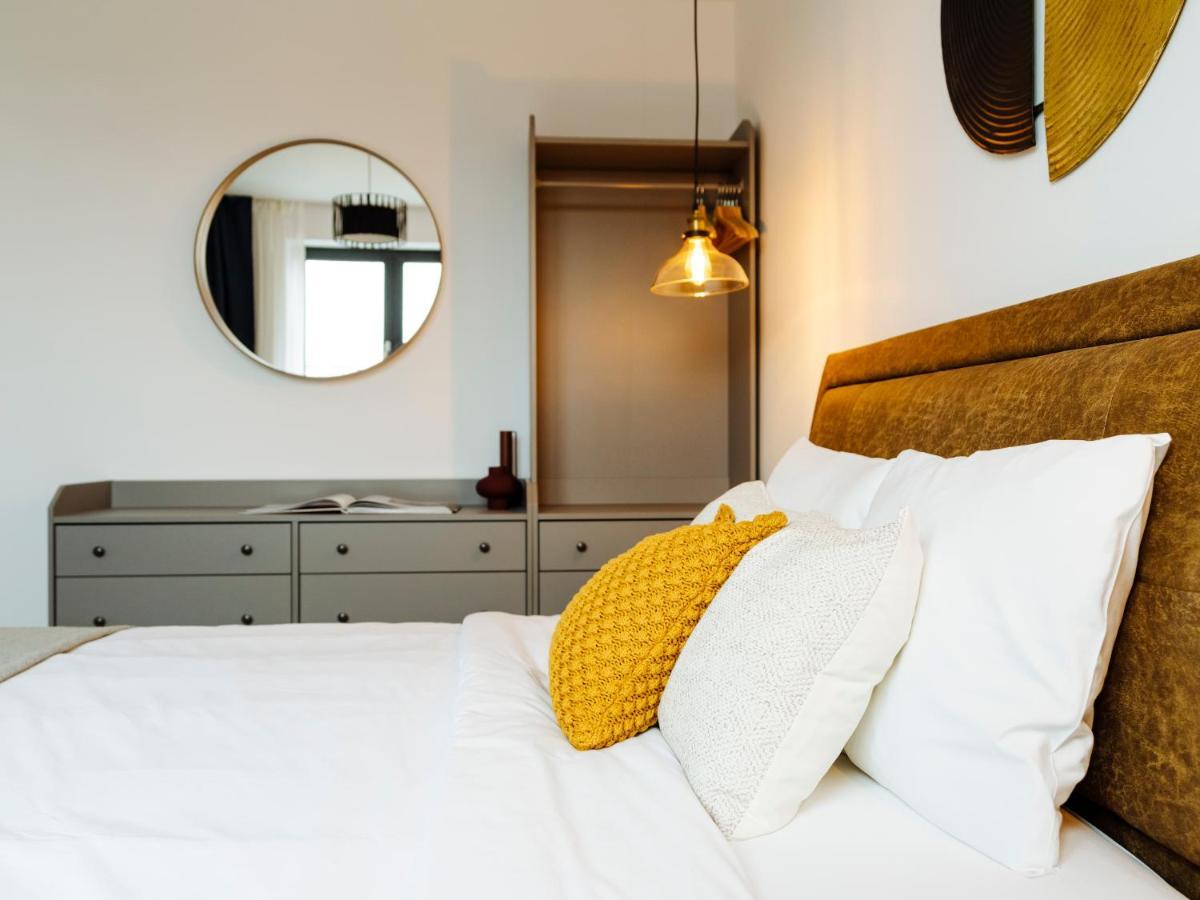 Sunny 2Br Flat - Top Location - Amazing Balcony Бухарест Экстерьер фото