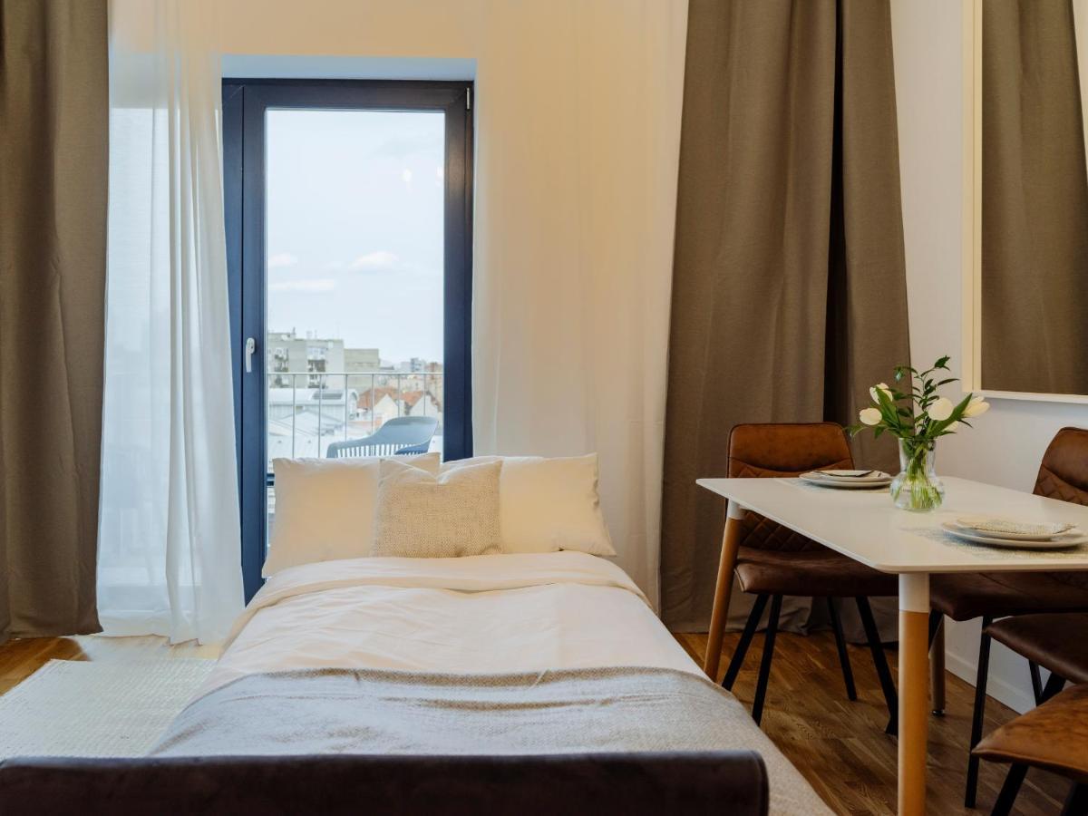 Sunny 2Br Flat - Top Location - Amazing Balcony Бухарест Экстерьер фото