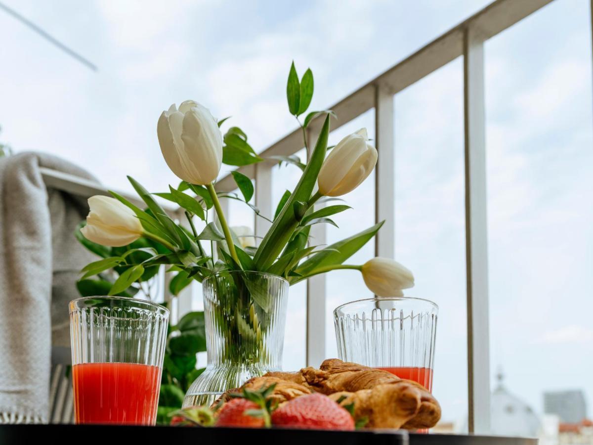 Sunny 2Br Flat - Top Location - Amazing Balcony Бухарест Экстерьер фото