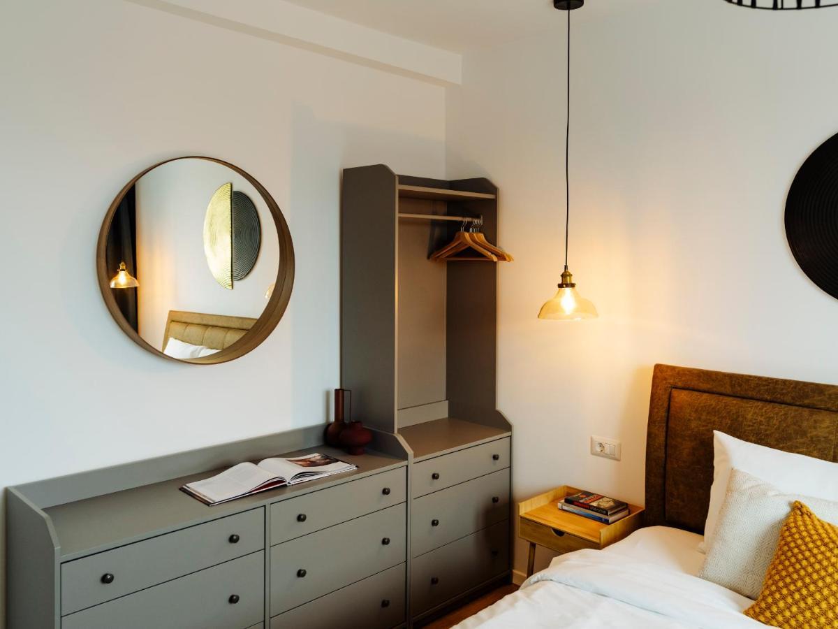 Sunny 2Br Flat - Top Location - Amazing Balcony Бухарест Экстерьер фото